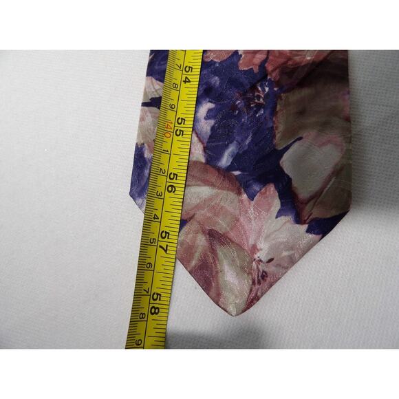 Vtg Van Heusen Classic Collection Mens Neck Tie Silk Floral Blue Pink 90s - Picture 6 of 6